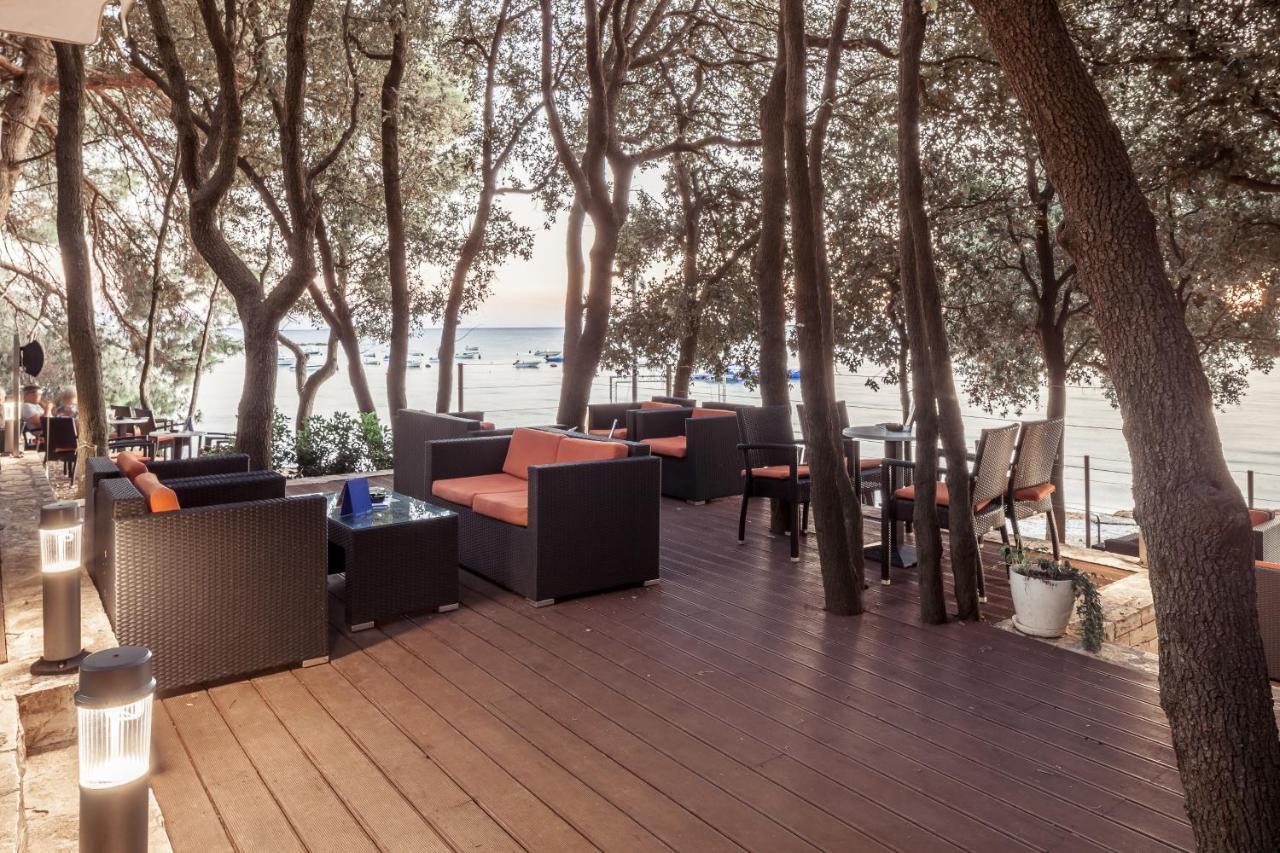 Üdülőpark Luxury Glamping Porto Bus