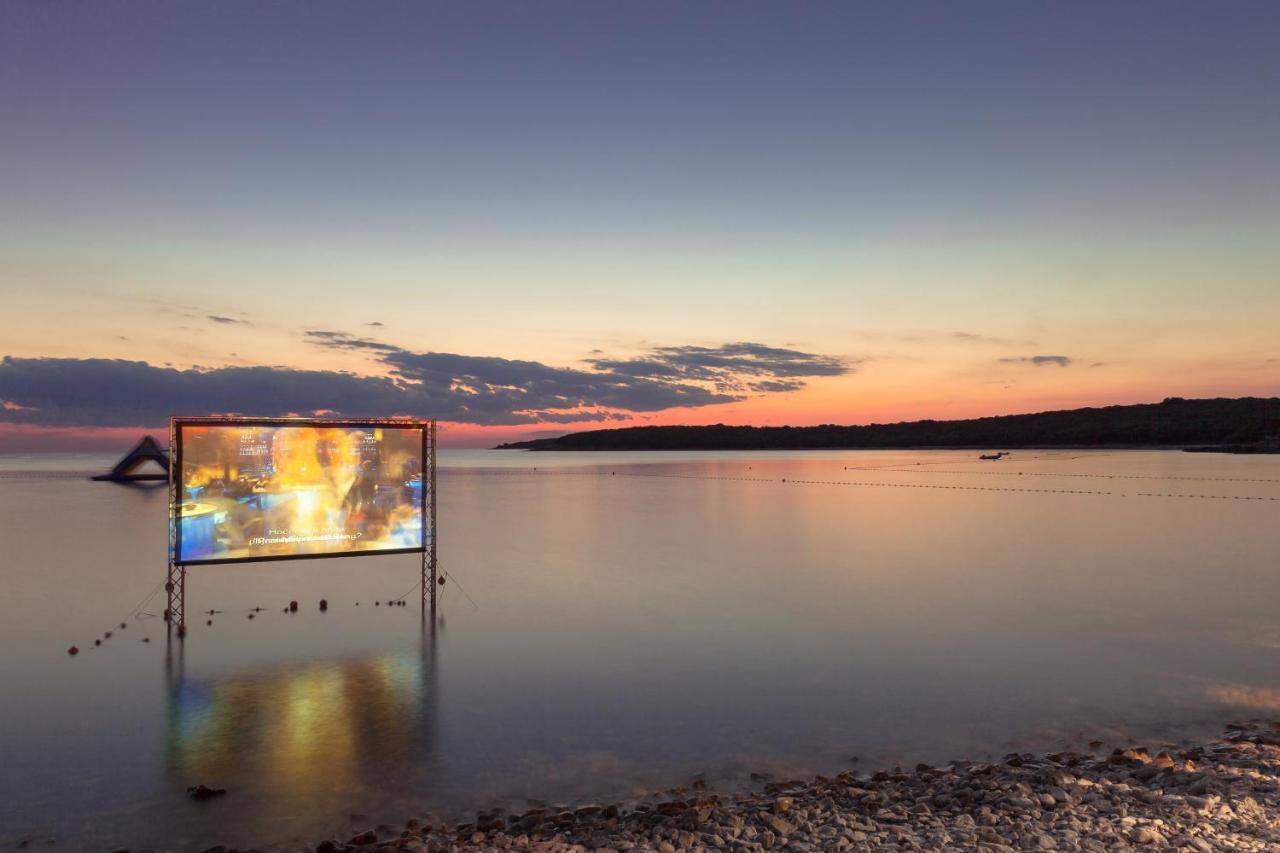 Üdülőpark Luxury Glamping Porto Bus
