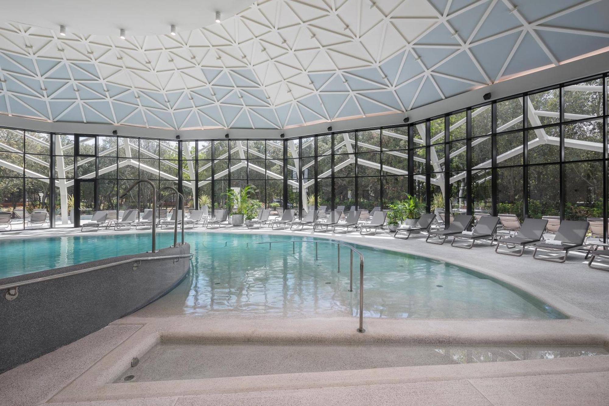 Luxury Glamping Porto Bus Üdülőpark 5*